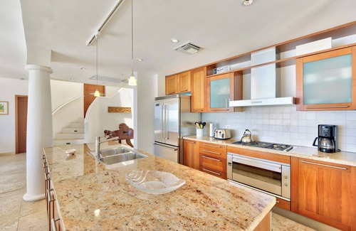 Maho Villa | Etoile de Mer - Shore Pointe community villa