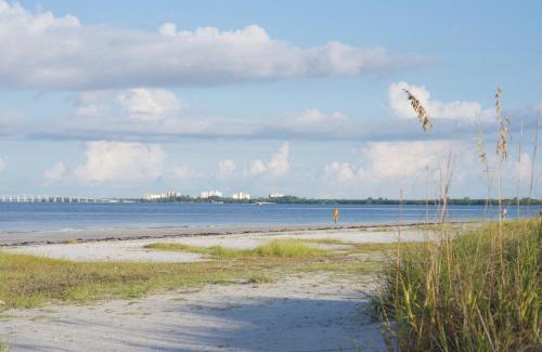 Fort Myers Beach House | Eucalyptus C by Sun Palace Vacations