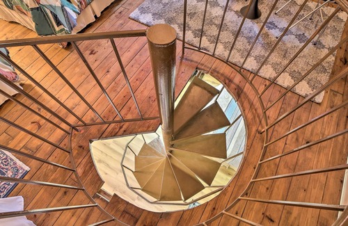 Eucha Apartment | Eucha A-Frame w/ Fire Pit: Just 1 Mi to Lake!