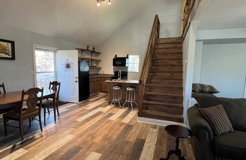 Shorterville House | Eufaula AL Lake Front 2 Houses With Dock Great View
