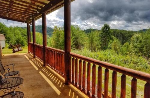 Copperhill House | Eula Mae | Ocoee River Area