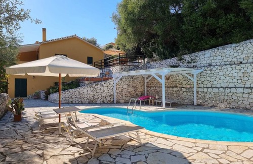 Sivota Condo | Eumaeos Spitakia