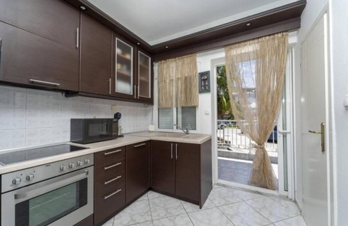 Kassandra House | EUPHORIA Beachfront Holiday Home