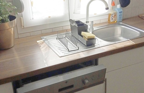 Hegenheim House | EuroStar 1-king-size double bedroom in a house in delightful Hégenheim with WiFi
