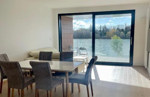 Nivy Apartment | Eurovea riverside luxury apartment