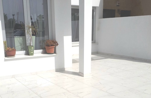 Oroklini Apartment | EvaChrist Apartment, 400 meters from Oroklini Beach and Palm Beach Hotel