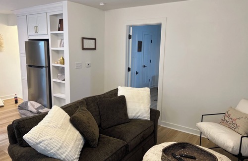Broad Ripple House | Evan’s Broad Ripple Bungalow
