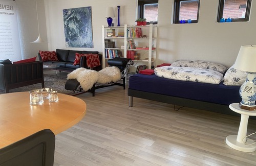 Sejerslev House | Event4U - 3 apartments, Hot Tub, Cafe, Gallery and 5 min to the Beach