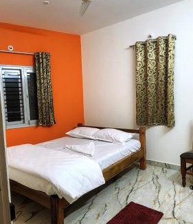 Huliyarahalli House | Evergreen Shola View