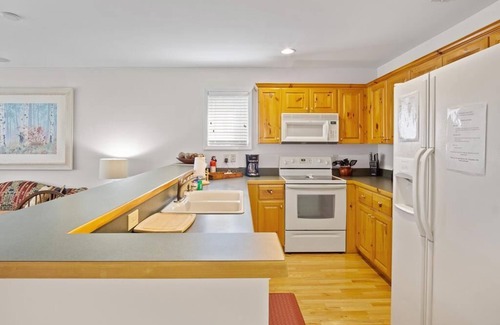 Foscoe Condo | Evergreens 1022 - *15% Discount for stays now until Nov 16* Mountain Condo, Gated Resort, Ind.