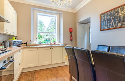 Llandudno Cottage | EVERSLEY, pet friendly, luxury holiday cottage in Llandudno