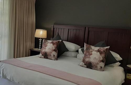 Bellville House | Eversview Guesthouse