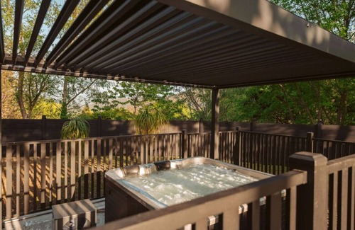 Warburton RV Rental | "Everybody Yurt's" - Hot Tub with Views