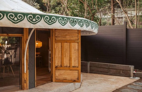 Warburton RV Rental | "Everybody Yurt's" - Hot Tub with Views