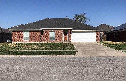 Killeen House | Everything is BIGGER in Texas