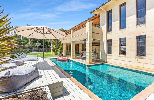Portsea House | Everything Portsea, location, views, pool, entertaining, fun! (sleeps 14)