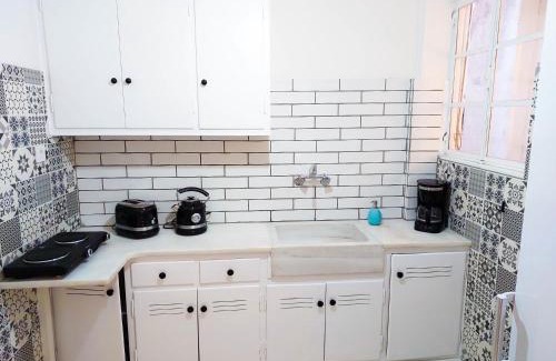 Exarhia Apartment | Exarchia Artistic getaway for groups
