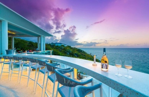 Providenciales Hotel | Exceptional Villa w/Terrace Overlooking Stunning Ocean Horizons