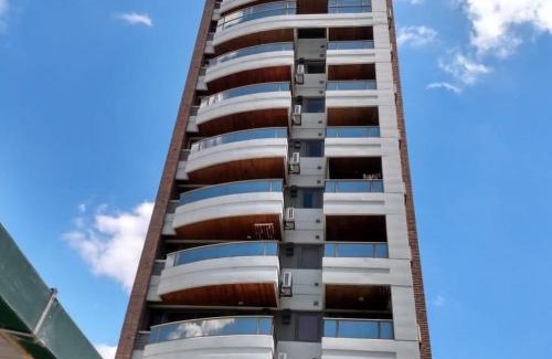Parana Apartment | Excelente departamento, a metros del Shopping Paso del Paraná, vista al río Paraná - silencio - ideal para descansar - barrio residencial - Cámaras de seguridad 24hs - unidad Monitoreada