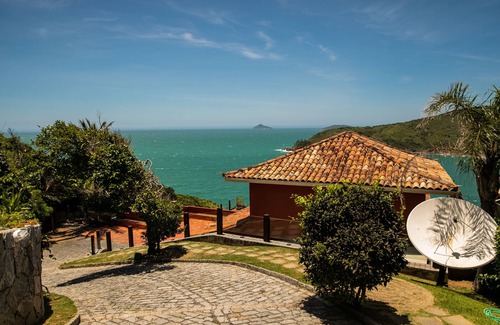 Joao Fernandes House | Excellent Beach House, in João Fernandes overlooking Praia Brava