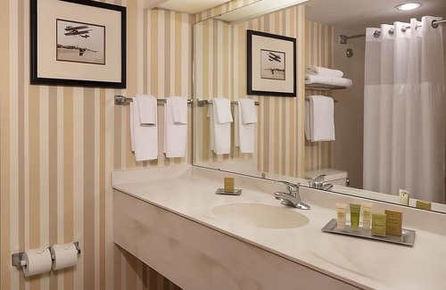 Brush - Stewarts Hotel | Excellent Choice! Enjoy at the Pool, Pets Allowed, Steps from Daytona Beach!