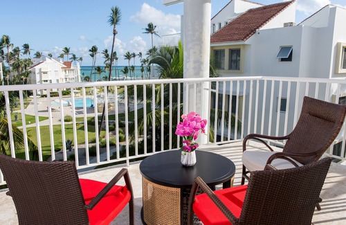 El Cortecito Apartment | Excellent getaway vacation. Ocean Front. Ocean views! Private Beach! Book todayn