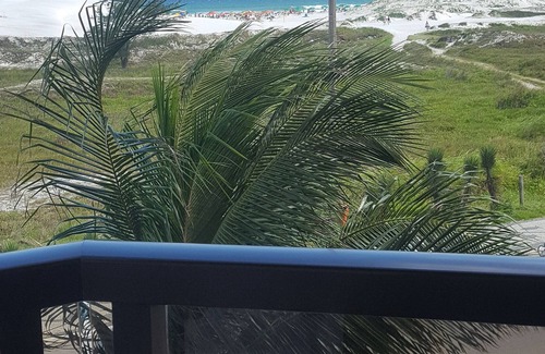 Algodoal Apartment | Excellent seafront apt 03 Qtos Cabo Frio