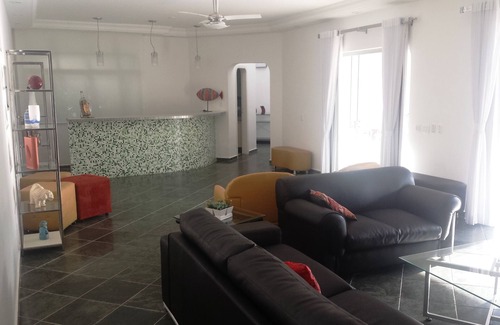Jardim Acapulco Condo | Excellent single-storey house 05 suites - Jardim Acapulco I