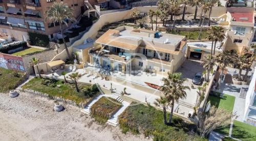 Cabo de las Huertas Apartment | Excepcional Apartamento LOFT a pie de playa en CHALET ROQUETES