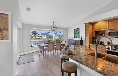 Charlotte Harbor House | 🥇 Exceptional 3bd home with private salt water pool (CH980)