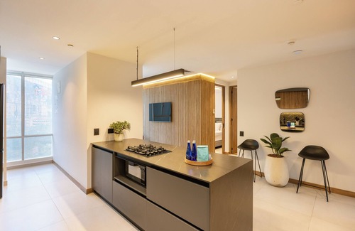 Castropol Apartment | Exceptional 3BR unit with Jacuzzi & A/C in El Poblado