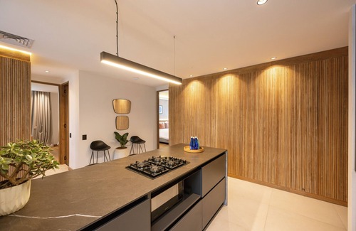 Castropol Apartment | Exceptional 3BR unit with Jacuzzi & A/C in El Poblado