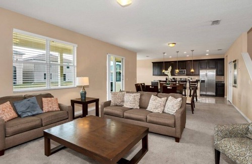 Crystal Cove Villa | Exceptional 5 Bedroom Property On Crystal Cove 12 Mins To Disney