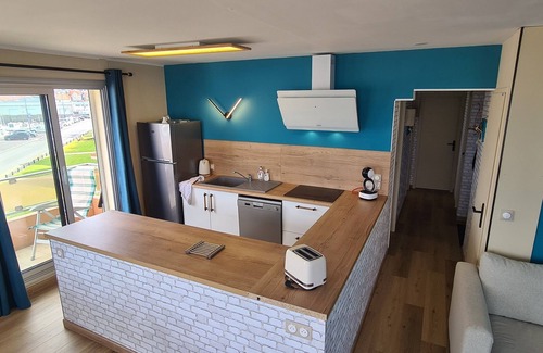 Grandcamp-Maisy Apartment | Exceptional panoramic view of Pointe du Hoc and Grandcamp harbour