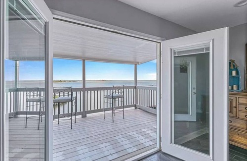 Rockport House | Exceptional Waterfront Home with 165 foot fishing pier