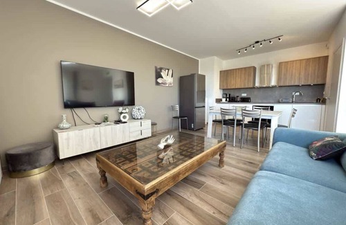 Serignan Apartment | Exceptionnel appartement avec vue mer