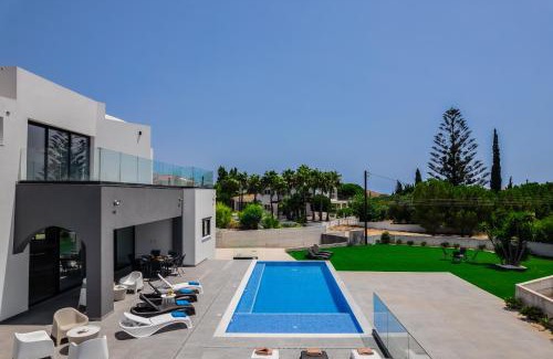 Ayia Napa Villa | Exclusive 7-Bdr Villa with Panoramic Views & Saltwater swimming pool!