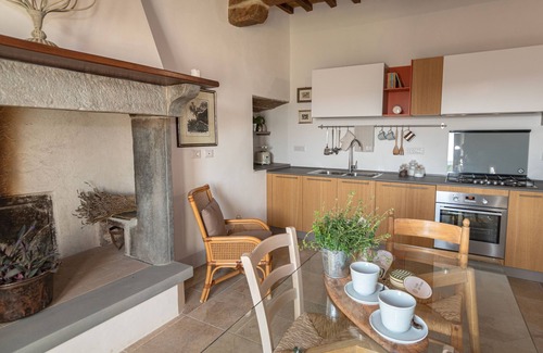 Acqua Loreto Other | Exclusive and romantic farmhouse in the countryside of Todi