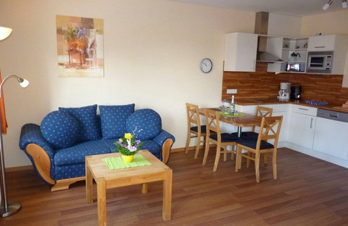 Muritz Apartment | Exclusive apartment right on the harbor with lake view (* DTV)
