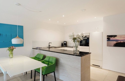 Ueberlingen Apartment | exclusive apartment in romantic site at small sailing harbor