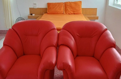 Moalboal Apartment | Exclusive Apartment With 38 m² of Living Space and Free use of the Whirlpool