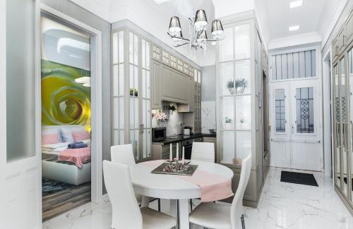 Belvaros - Lipotvaros Apartment | Exclusive Downtown Luxury Rental Heart of Budapest