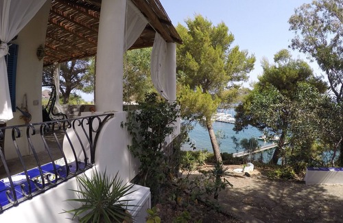 Vulcano Porto Villa | Exclusive Levante villa with direct beach access