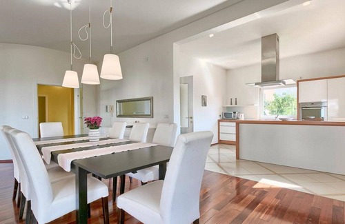 Stinjan Villa | Exclusive Luxury Villa for 16 persons with view to Brijuni Islands
