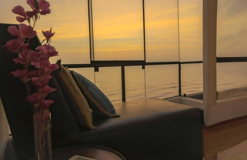 Santa Cruz Apartment | Exclusive oceanfront Penthouse in Miraflores with rooftop terrace