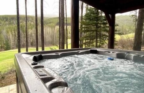 Forest Ridge Estates Cabin | EXCLUSIVE very private cabin on the golf course!