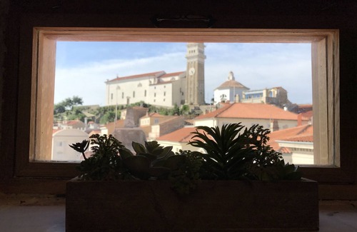 Piran Apartment | Exclusive View 2 Bedroom Apartment at Tartini Square