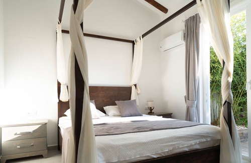Oludeniz Villa | Exclusive Villa ( 5 min walking distance oludeniz beach)