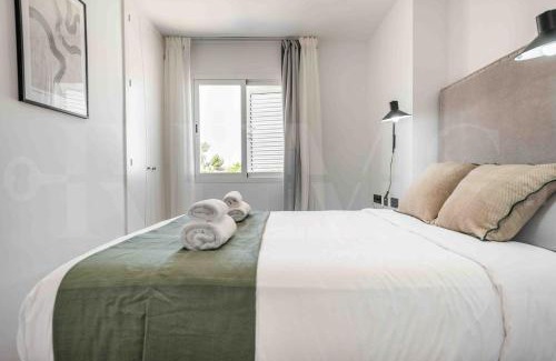 Torremolinos Villa | Exclusive Villa, private pool, BBQ and beach access REMS