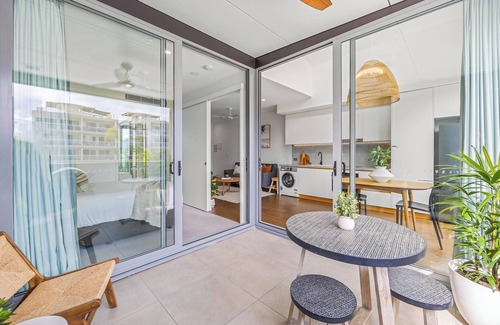 Maroochydore Apartment | Executive Beachside Getaway – Cotton Tree